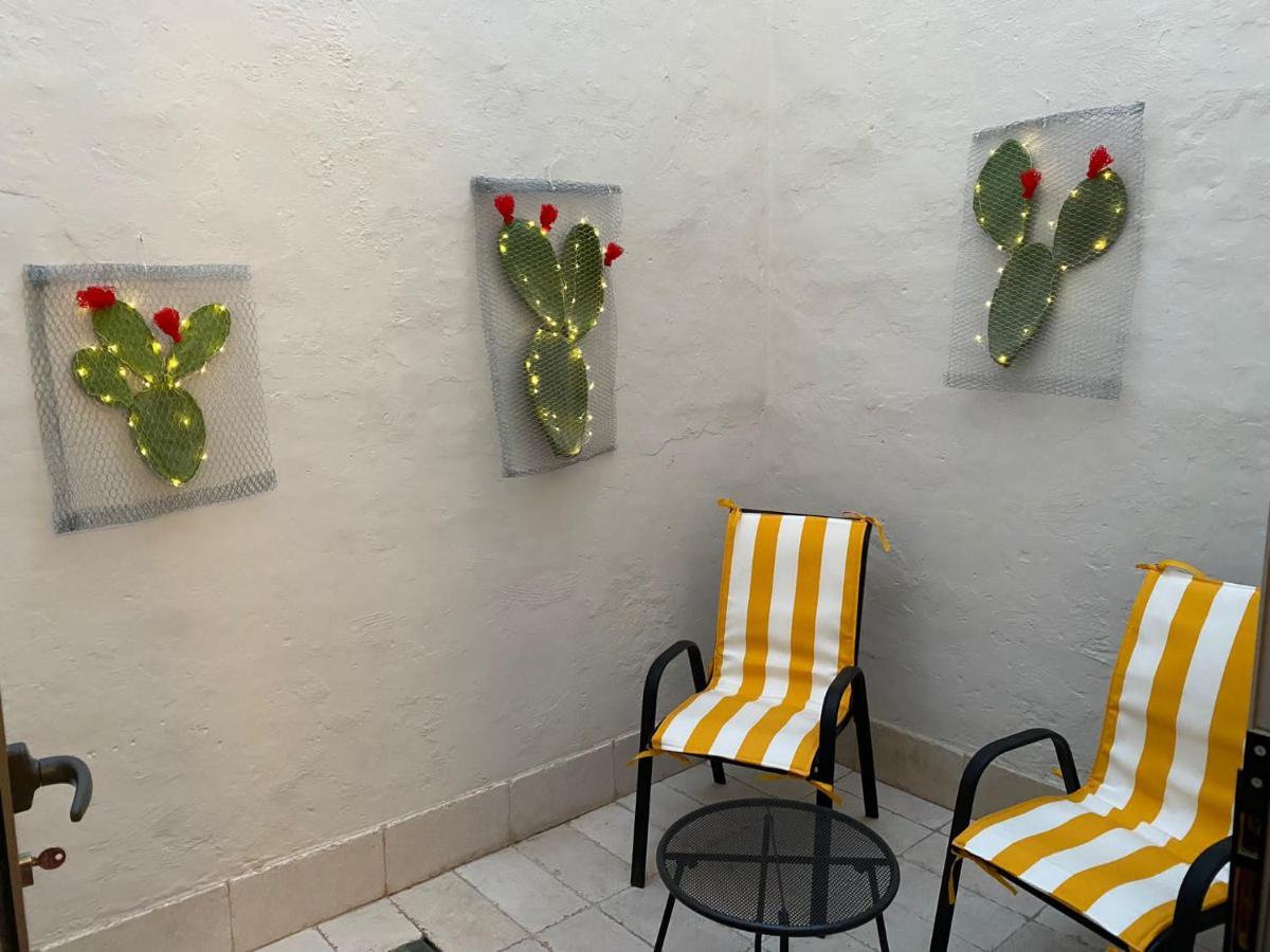 Casa Vacanze Disque Rouge Trani Eksteriør bilde